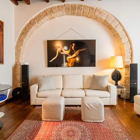 Emmae - Art & Wine Ferienhaus Bari